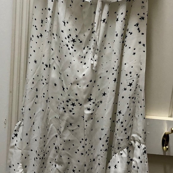 Desert Moonlight White Star Printed Jumpsuit! - Picture 5 of 5